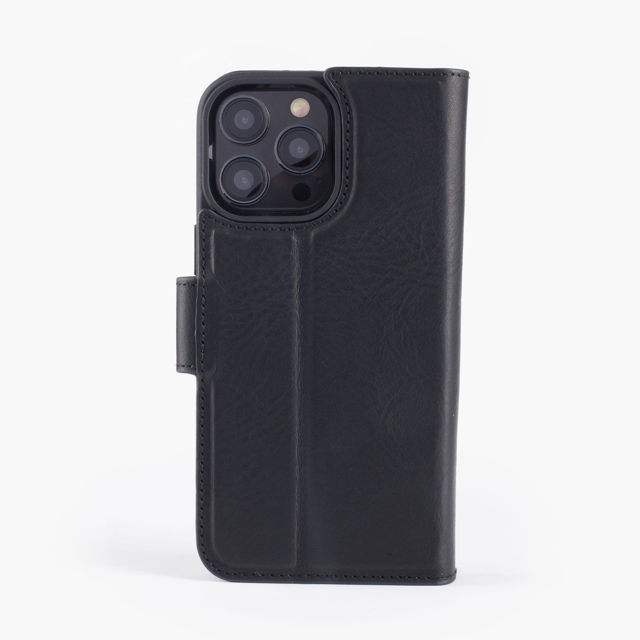 Wachikopa Genuine Leather Magic Book Case 2 in 1 for iPhone SE (2022 / 2020) / 8 / 7 Black