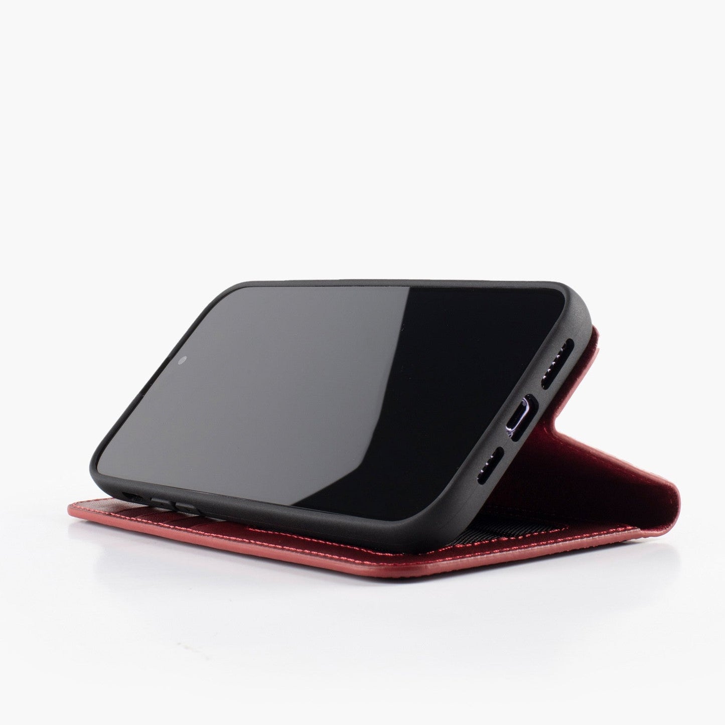 Wachikopa leather Magic Book Case 2 in 1 for iPhone 15 / iPhone 14 / iPhone 13 Red