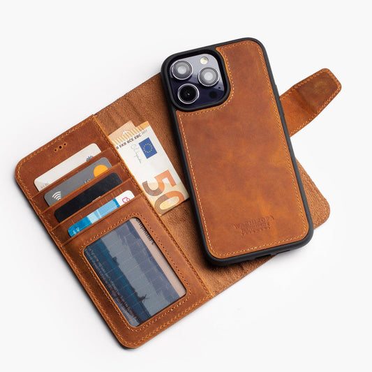 Wachikopa Leather Magic Book Case 2 in 1 for iPhone 16 Pro Brown